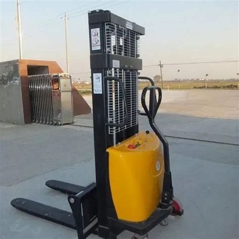 Patel Manual Semi Electric Pallet Stacker At In Ahmedabad Id