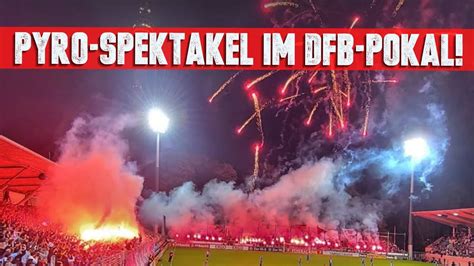 Stuttgarter Kickers Eintracht Frankfurt PYRO SPEKTAKEL Im DFB Pokal