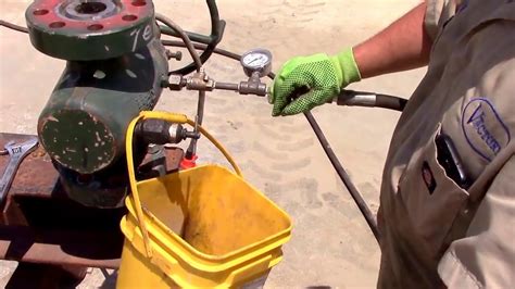 Valve Greasing Demonstration Youtube