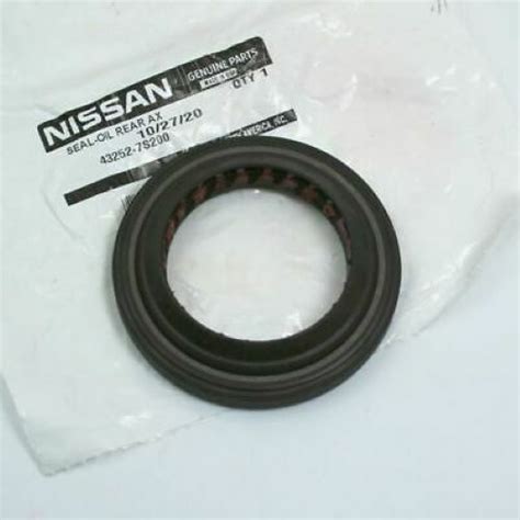 Genuine Frontier Titan Xterra Rear Axle Shaft Oil Seal 43252 7s200 Fs Nissan Ebay