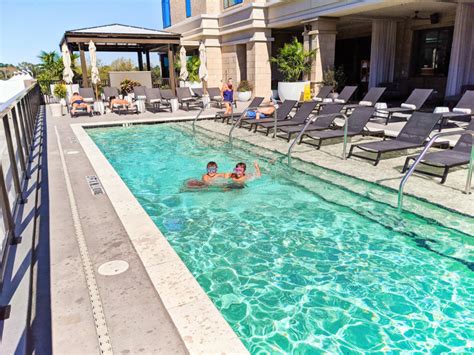 Taylor Family in Rooftop Pool at Thompson Hotel Savannah Georgia 1 - 2TravelDads