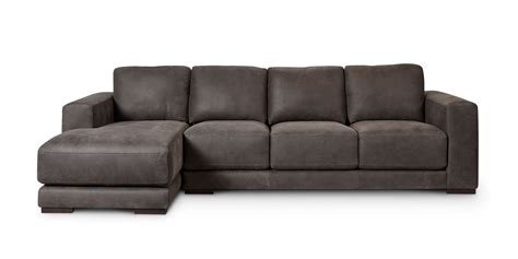 Custom Leather Sectionals | Luxurious Leather Sectional Sofas | Bassett Furniture