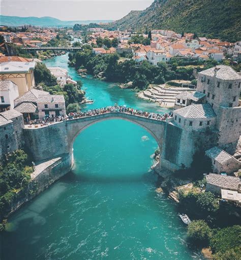 Mostar Danas 452 Tradicionalni Skokovi Sa Starog Mosta Miruh Bosne