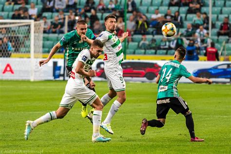 Legia Lechia Dwa Wrzuty Z Autu I Pozamiatane Mamy To Prze Wiczone