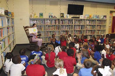 Author visits Rachel Patterson Elementary - Atmore News