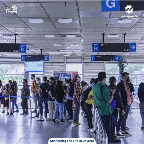 Transportasi Jakarta On Twitter Transjakarta Pertama Kali Hadir