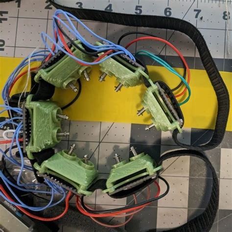 Hackaday Prize 2023: Finger Tracking Via Muscle Sensors | Hackaday