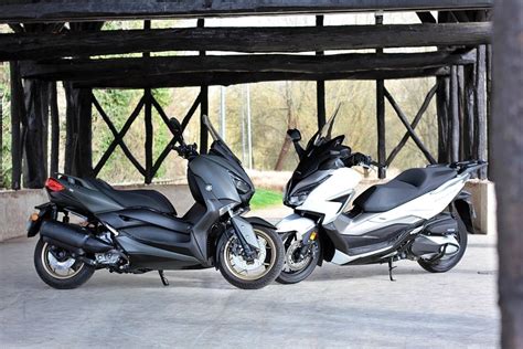 Comparatif Honda Forza Vs Yamaha X Max Le Classico