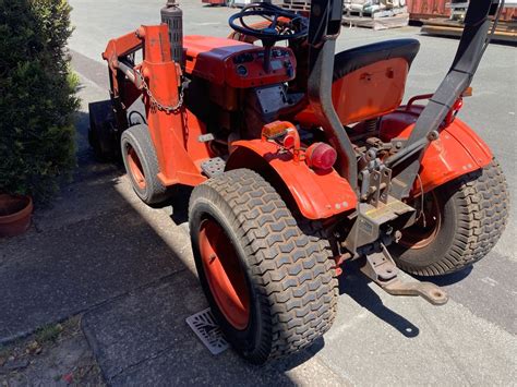 Kubota B7100hst D Diesel 3 Cylinder 16hp 4wd 2pto Tractor B7100