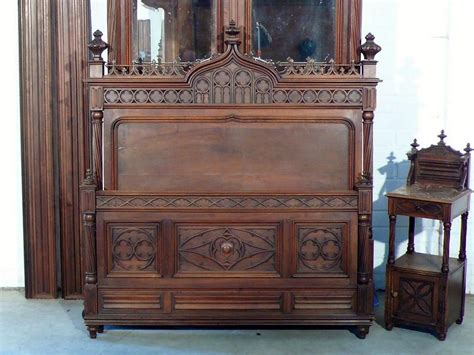 gothic furniture - Google Search | Gothic furniture, Pretty furniture ...