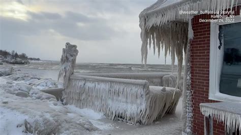 Ice Covers Restaurant Near Buffalo Videos From The Weather Channel