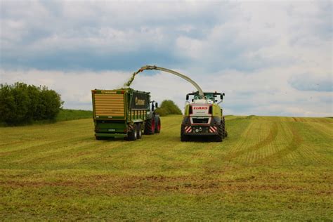 Lu Schmidt Ronneburg Claas Jaguar Und Fendt Vario Mit Krone Tx