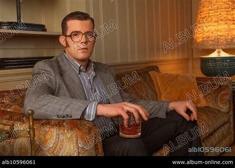 RUSSELL TOVEY In FEUD 2024 Directed By RYAN MURPHY Copyright FOX 21