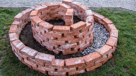 How To Build An Herb Spiral Planning Building Plants And Maintenance