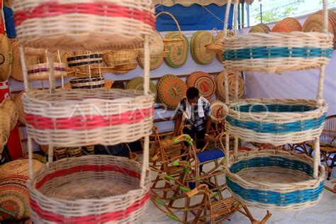 Kerajinan Rotan Antara Foto