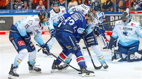 Iserlohn Roosters Drehen Das Spiel Beim Erc Ingolstadt