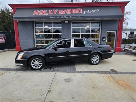 Cadillac Dts Dr Sdn Luxury Collection For Sale Motorious