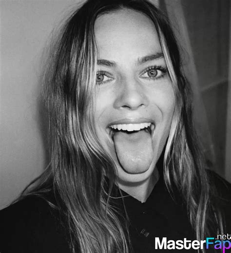 Margot Robbie Nude Onlyfans Leak Picture Wfk Eigzk Masterfap Net