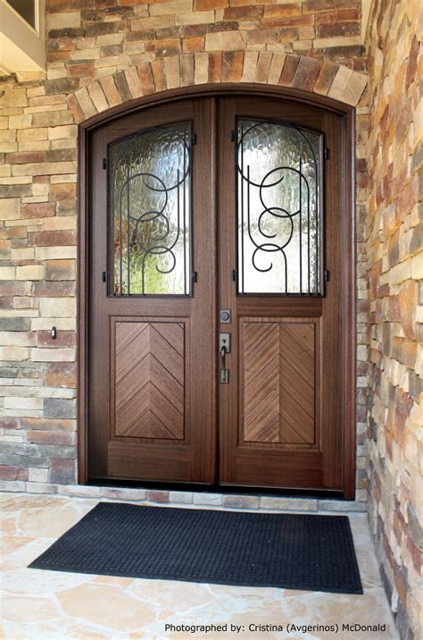 Manchester W Iron 1 Double Arched Top Door And Flemish Glass Photographed By Cristina Avg