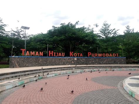 Ada Penghuni Di Taman Hijua Kota Purwodadi Dinas Lingkungan Hidup