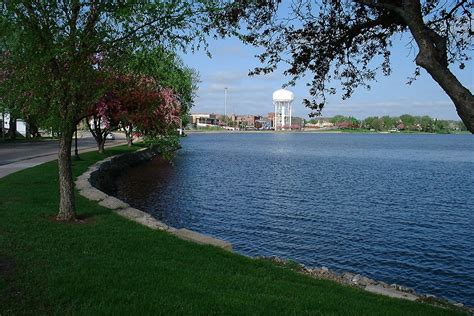 Albert Lea Mn Fountain Lake Albert Lea Mn Photo Picture Image