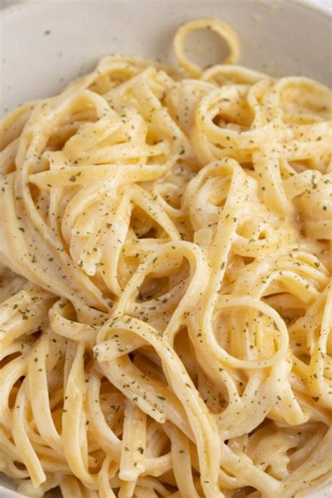 Fettuccine Alfredo Recipe Insanely Good