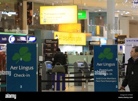 Aer Lingus Check In Desk At Heathrow Airport Stock Photo Alamy