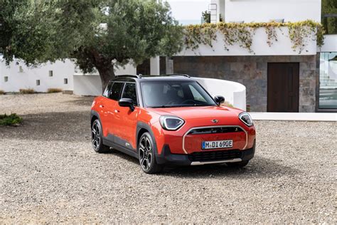 MINI Aceman Electric Crossover Unveiled The EV Report