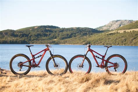 First Look: Santa Cruz Hightower | BIKE Magazine