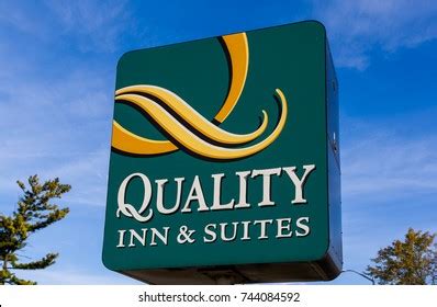 Quality Inn Logo Vector (.EPS) Free Download