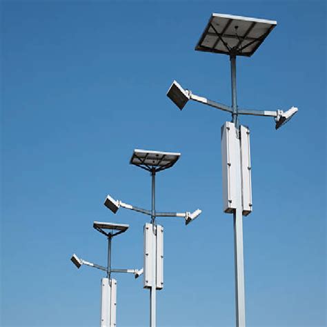 Mild Steel Dual Arm Solar High Mast Pole Vidarbha Nagpur For Highway