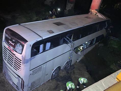 Mueren Siete Personas Y M S Resultan Lesionadas Tras Accidente De