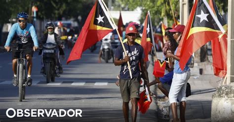 Crianças são usadas como instrumentos de propaganda política