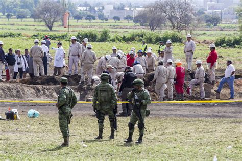 Aumenta a 71 la cifra de muertos por explosión de ducto en Tlahu El