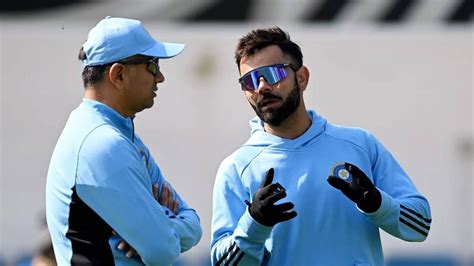 Kohli Takes A Peek Into The Past With Dravid Ahead Of India S St Test