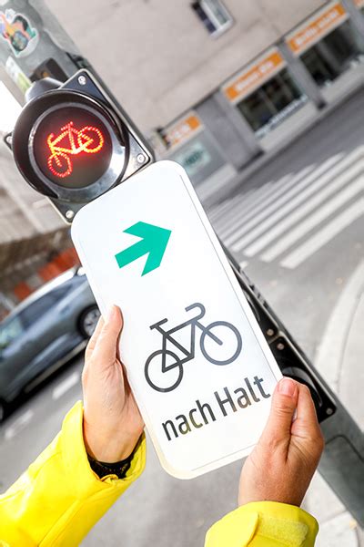 Wien Montiert Weitere Ampeln Zum Rechts Abbiegen Bei Rot