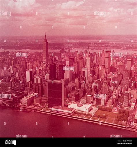 Aerial View Of Manhattan 70s Hi Res Stock Photography And Images Alamy