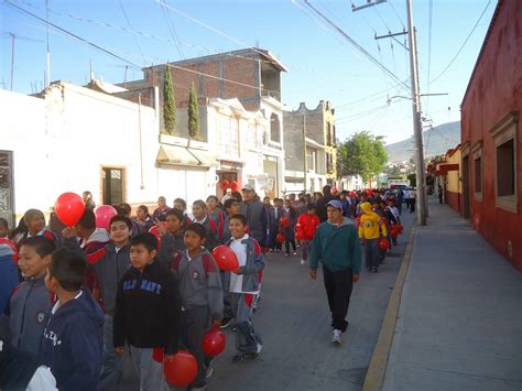 Escuela Manuela Taboada CAMINATA POR LA SALUD