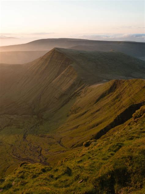 A Quick Guide to the Best Pen y Fan Circular Walk - Weekend Adventurers