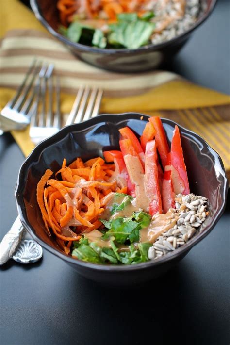 Carrot Salad With Spicy Sweet Tahini Dressing Recipe Raw Food Recipes Salad With Sweet