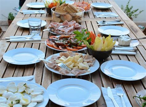 Pranzo Di Ferragosto 5 Sorprendenti Consigli Per Unorganizzazione