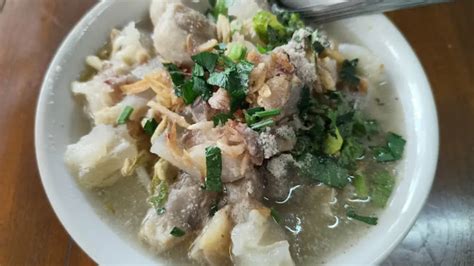 Mie Kocok Paling Legendaris Dan Terkenal Di Bandung