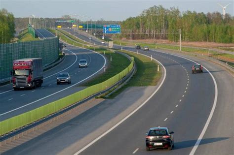 Darmowe autostrady od 1 lipca Którymi pojedziemy za darmo a za które