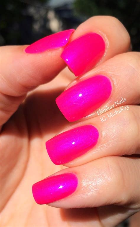 Color Secrets Shes All That Bright Pink Nails Neon Pink Nails Pink