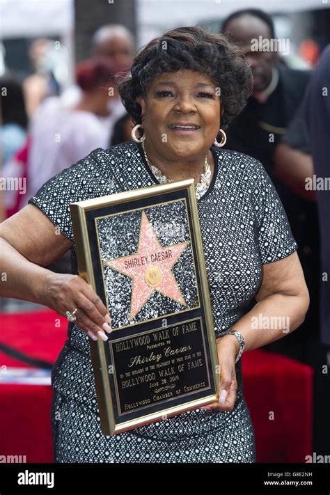 Los Angeles Usa 28th June 2016 Gospel Singer Shirley Caesar Stands On Her Hollywood Walk Of