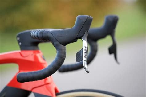 SRAM joins 12-speed party with Red eTap AXS road groupset - Canadian ...