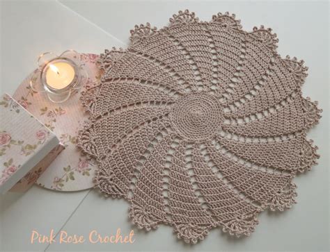 Pink Rose Crochet Centrinho Sousplat Khaki