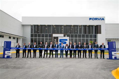 Forvia expande operaciones con inversión de 147 mdd en Monterrey