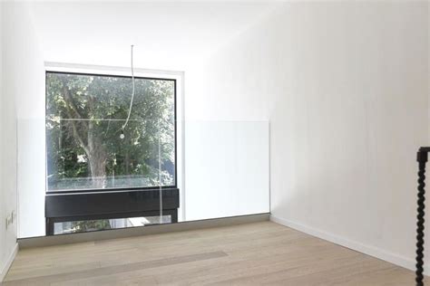 window minimalistic