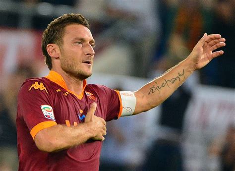 Una Vita Da Capitano Storia Numeri E Record Di Francesco Totti Yepper